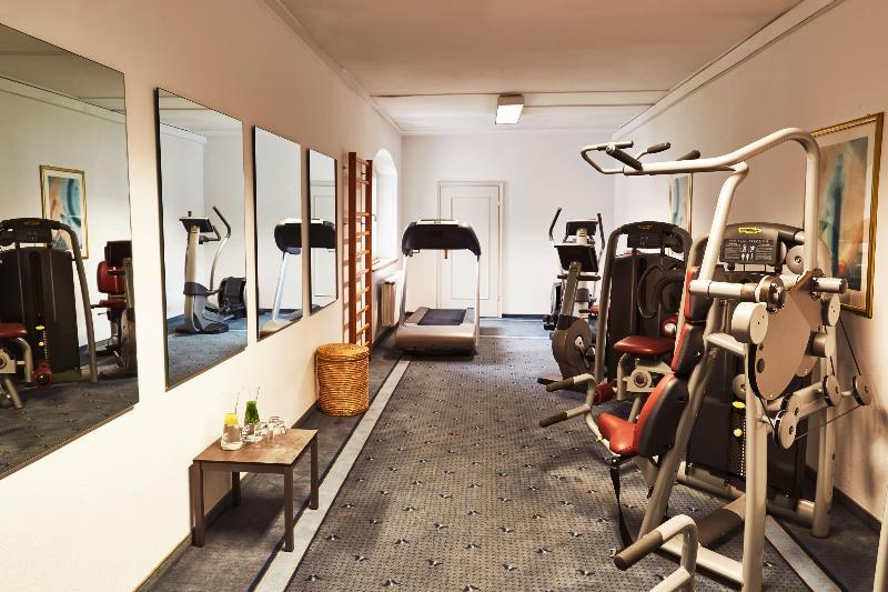 Hotel Steigenberger Inselhotel 5*